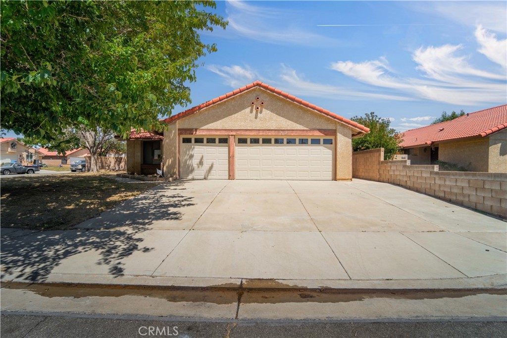 Photo 1 of 16 — 37134 Calle Real, Palmdale, CA 93550