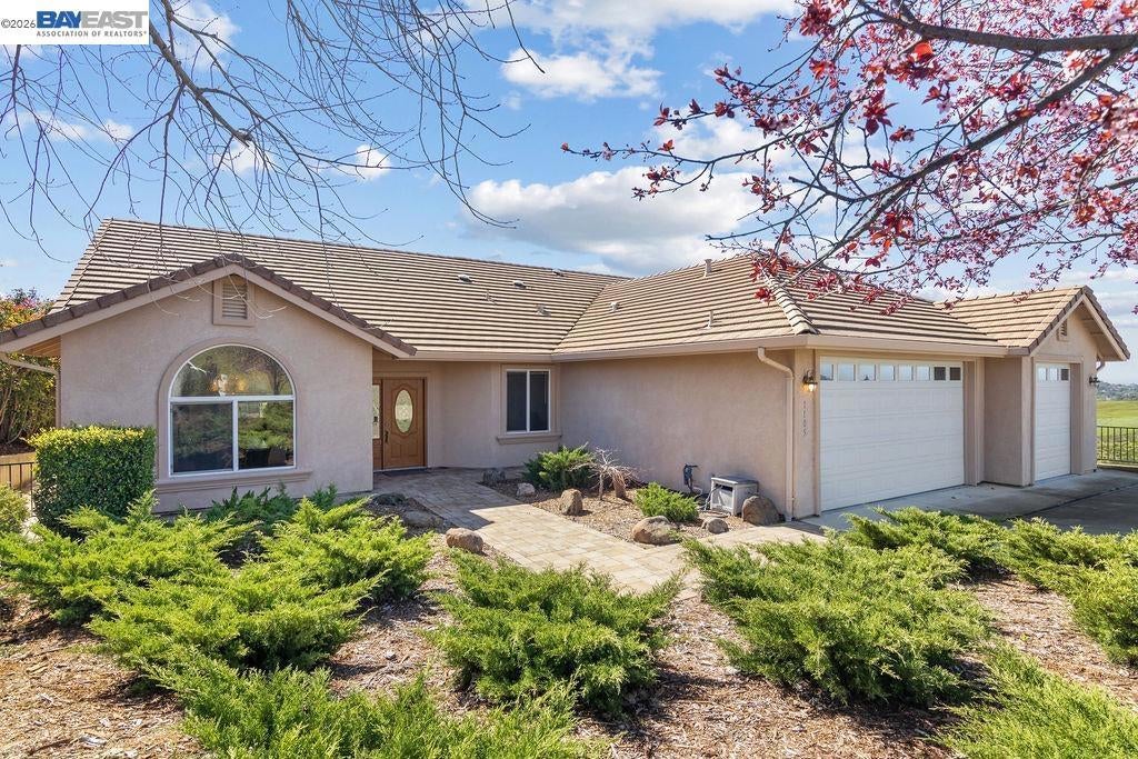 1105 Paradise Peak Rd