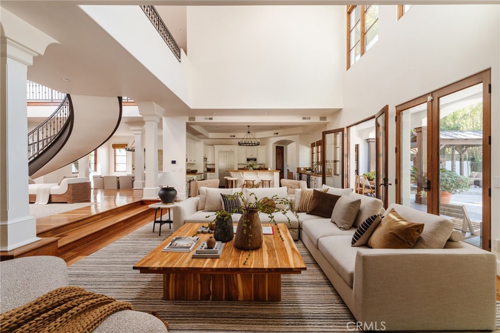 1807 Valley Park Avenue