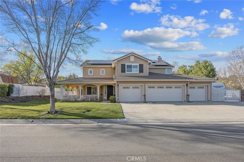 Photo of 30177 Sagecrest Way, Castaic, CA 91384 (MLS # SR26039747)
