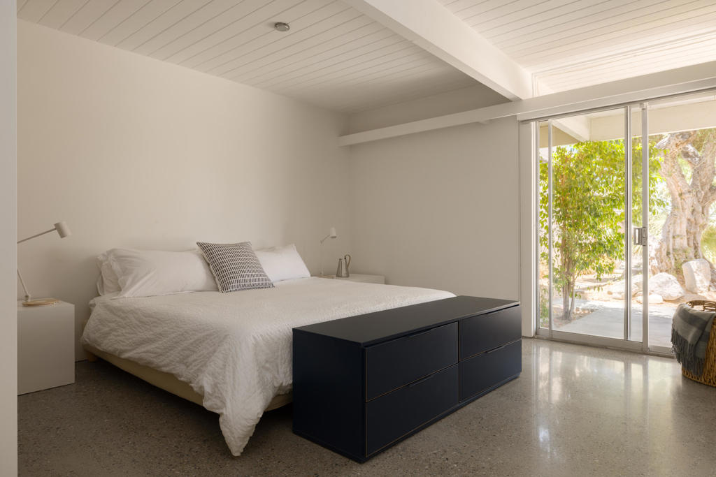 Sandpiper Palm Deser - Residential Lease