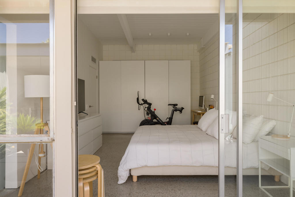 Sandpiper Palm Deser - Residential Lease