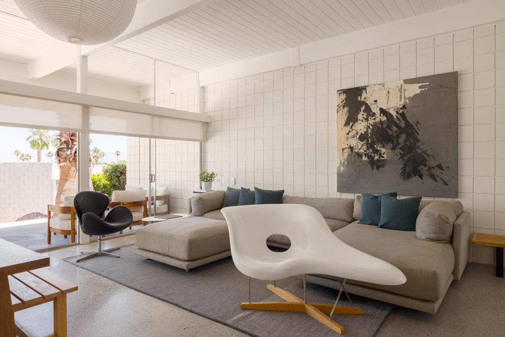 Sandpiper Palm Deser - Residential Lease