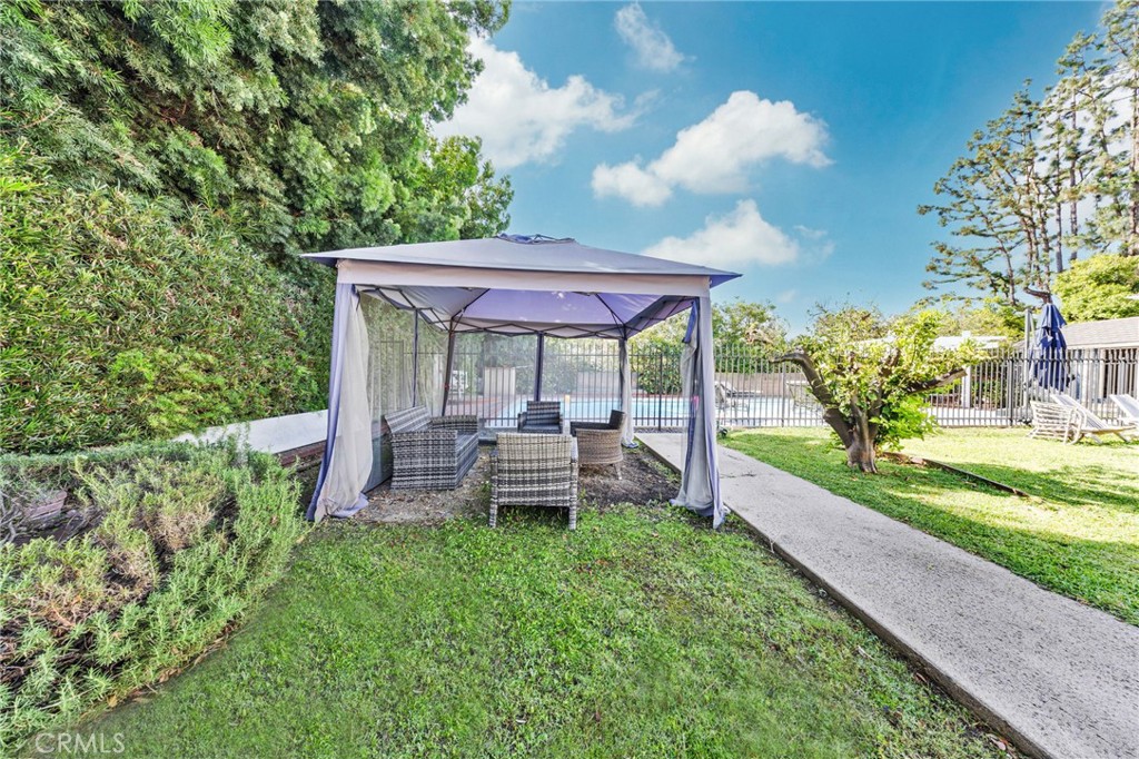 Pasadena, California, 91107, United States, 6 Bedrooms Bedrooms, ,6 BathroomsBathrooms,Residential,Active,2033700