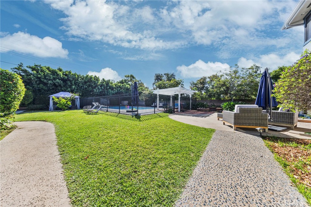 Pasadena, California, 91107, United States, 6 Bedrooms Bedrooms, ,6 BathroomsBathrooms,Residential,Active,2033700
