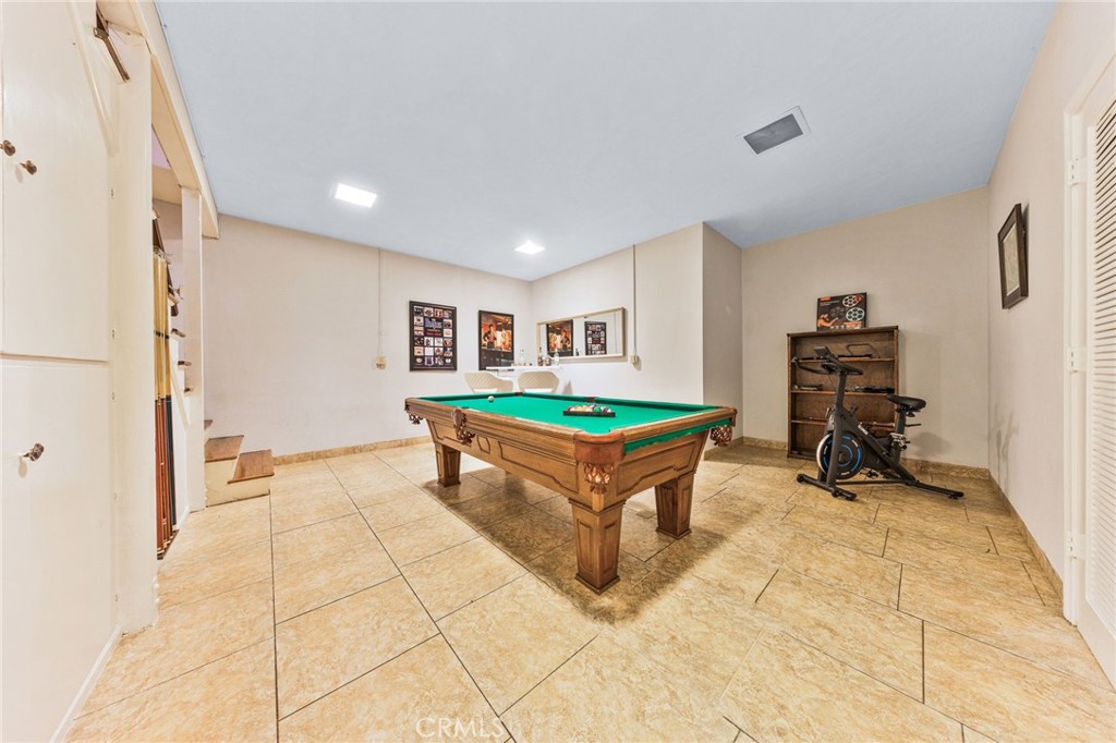 Pasadena, California, 91107, United States, 6 Bedrooms Bedrooms, ,6 BathroomsBathrooms,Residential,Active,2033700