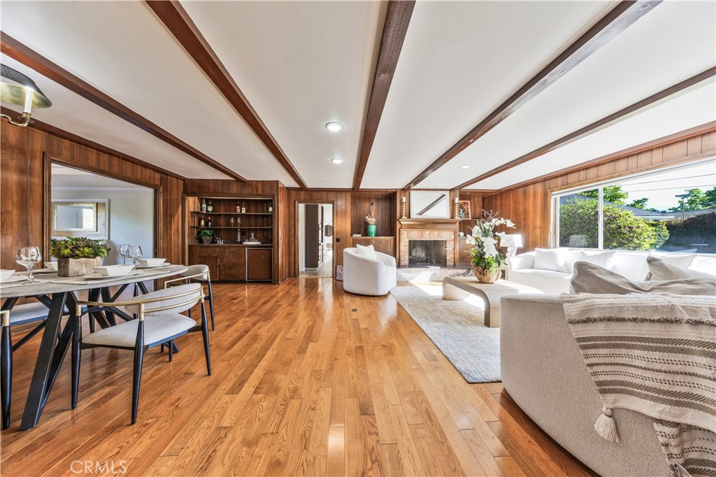 Pasadena, California, 91107, United States, 6 Bedrooms Bedrooms, ,6 BathroomsBathrooms,Residential,Active,2033700