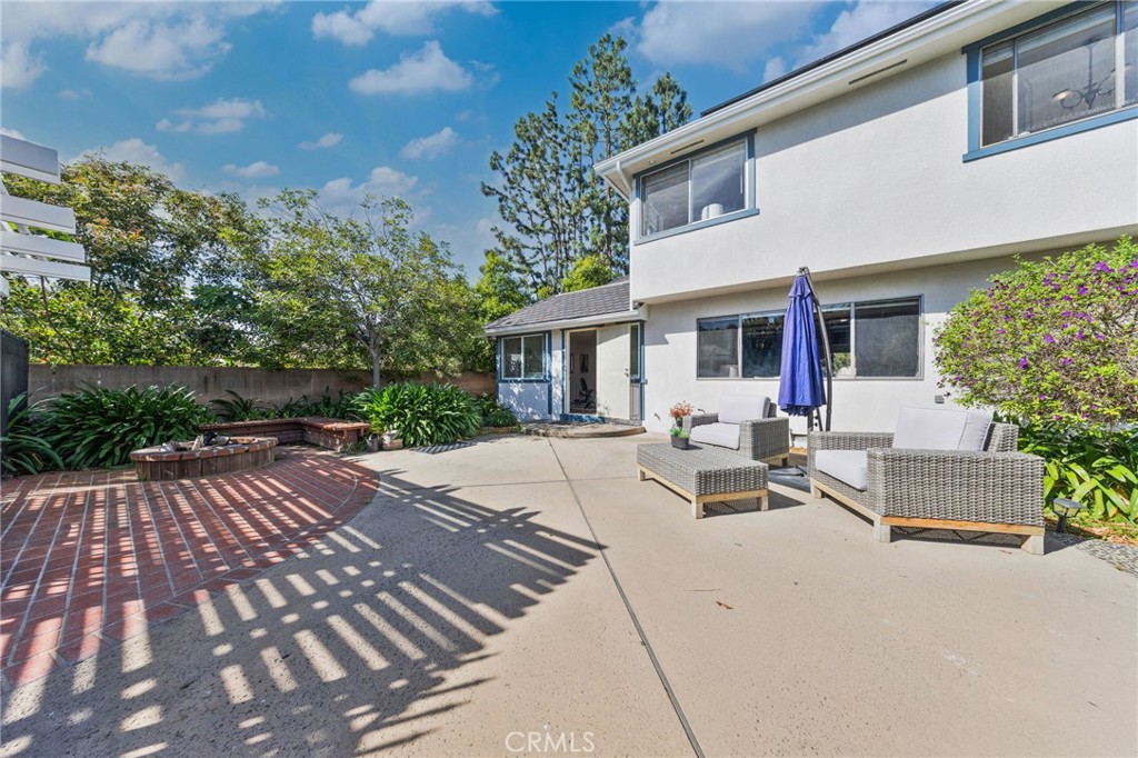 Pasadena, California, 91107, United States, 6 Bedrooms Bedrooms, ,6 BathroomsBathrooms,Residential,Active,2033700