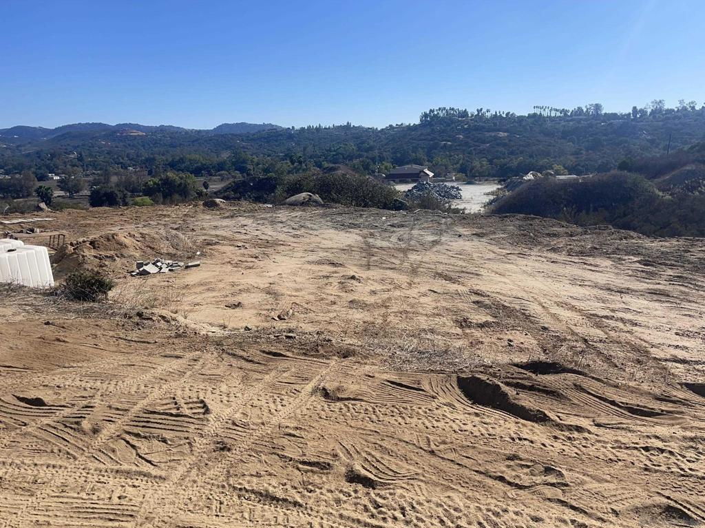 Valley Center - Land