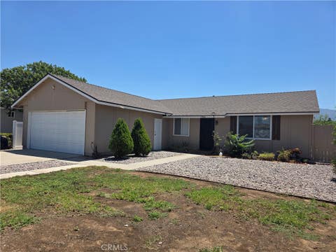 Photo of 1354 Pleasant View Ave, Corona, CA 92882 (MLS # PW26086168)