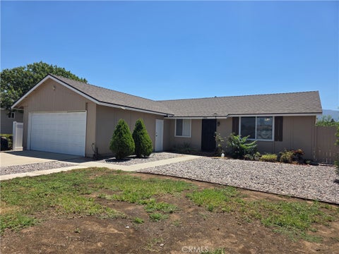 Photo of 1354 Pleasant View Ave, Corona, CA 92882 (MLS # PW26086168)