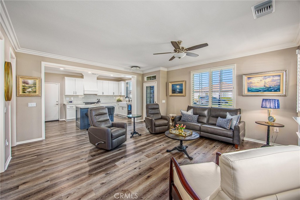 Four Seasons - Residential