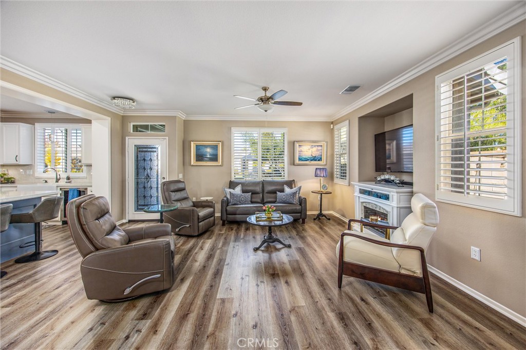 Four Seasons - Residential