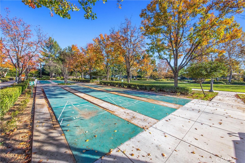 Four Seasons - Residential