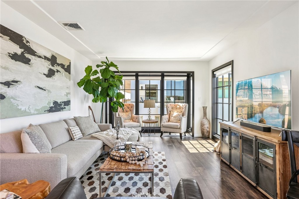 229 Marine Place