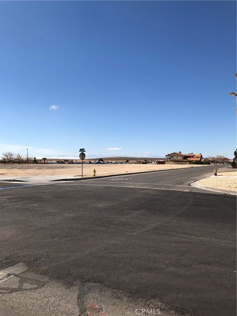 Photo of 0 Rivers Edge Road, Helendale, CA 92342 (MLS # HD25107159)