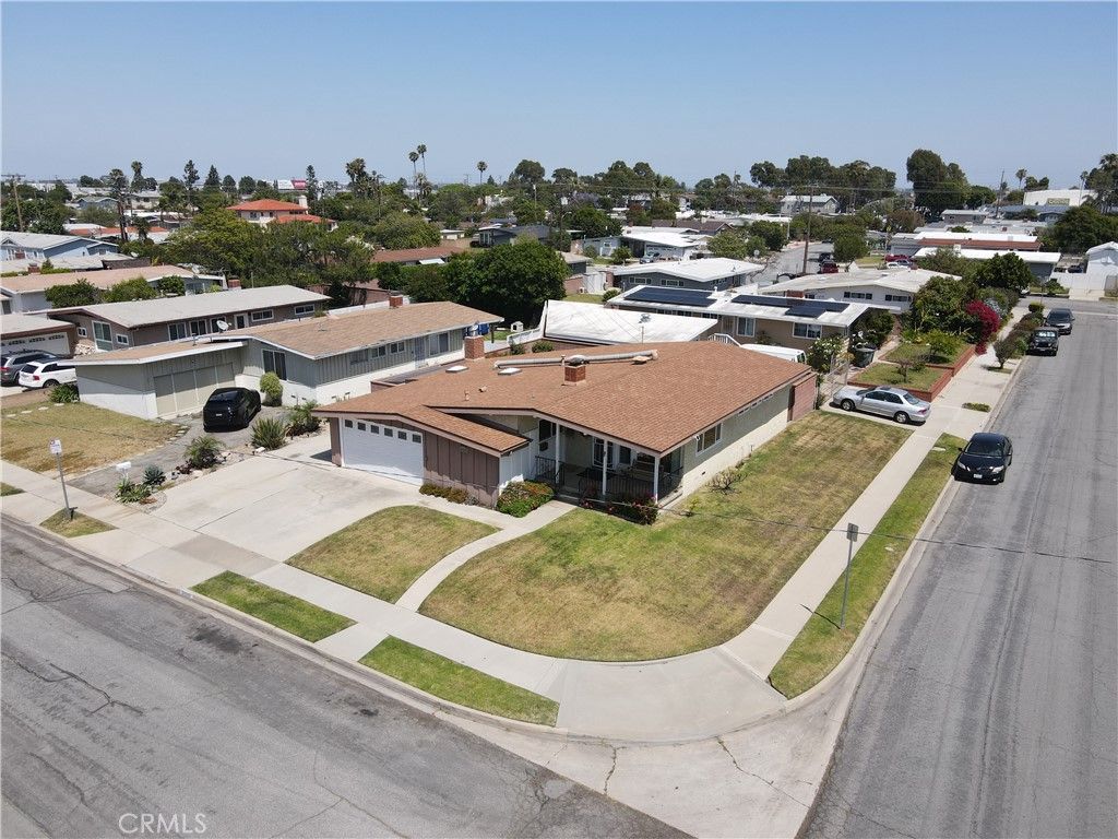 Photo of 24248 Falena Ave. Ave, Torrance, CA 90501 (MLS # SB26084219)