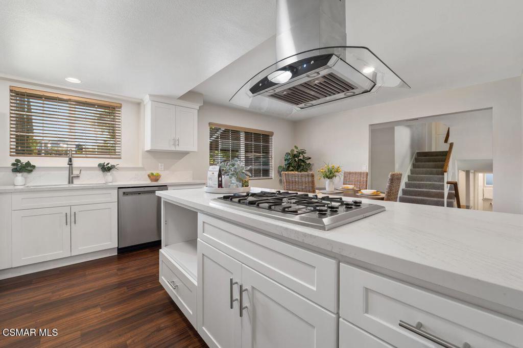 5502 Lake Lindero Drive