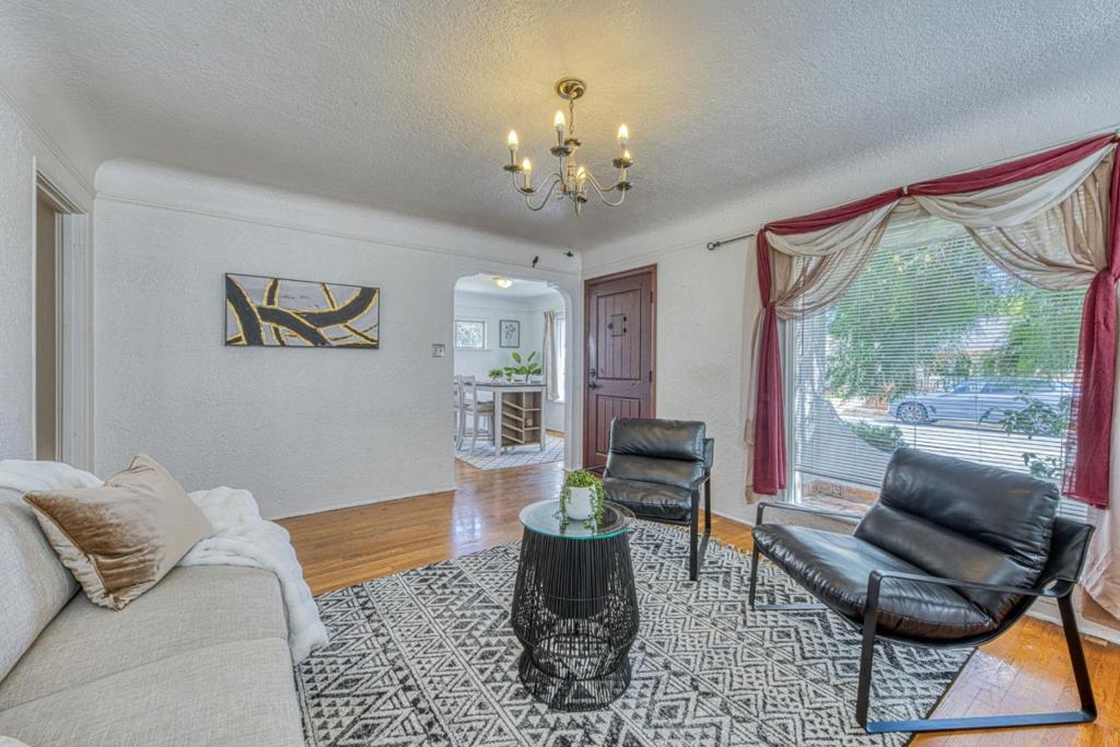 338 Alexander Street