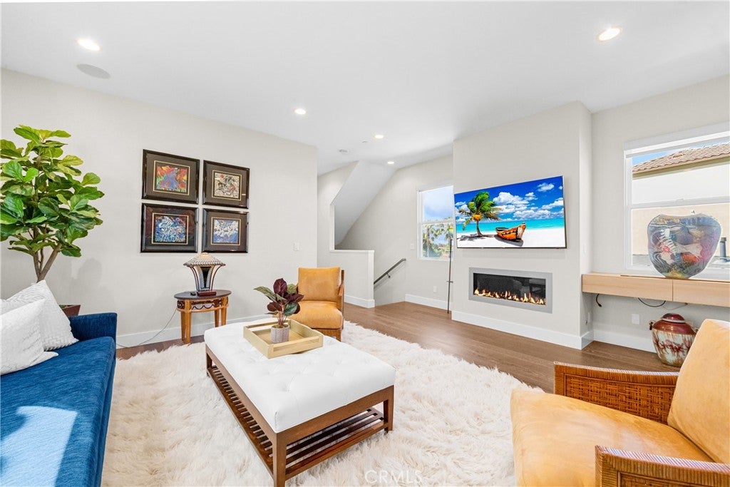 621 Frankfort Avenue, Huntington Beach CA 92648 - Photo 31