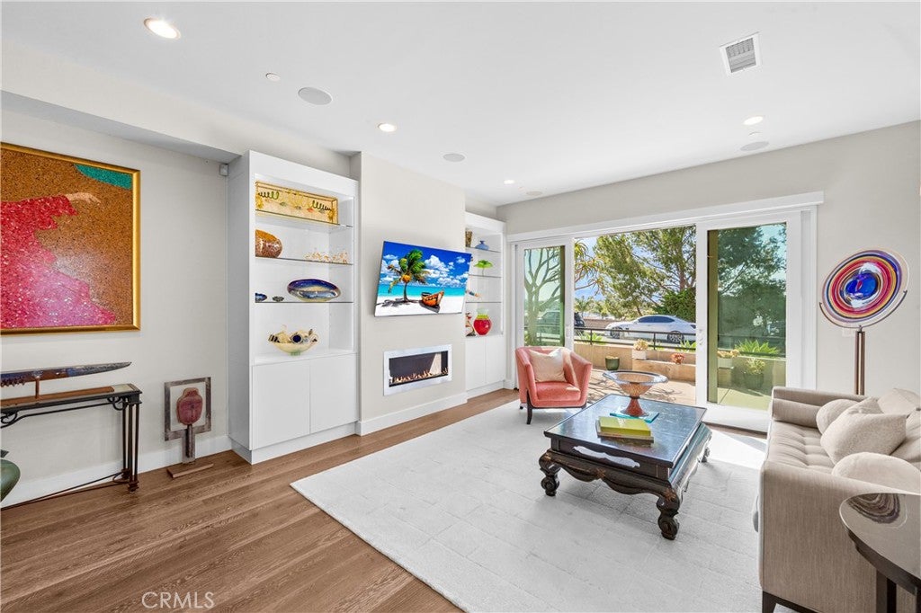 621 Frankfort Avenue, Huntington Beach CA 92648 - Photo 18