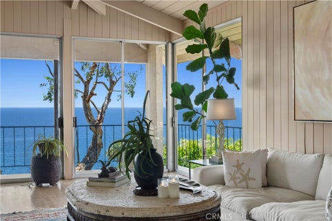 Photo of 31381 Monterey Street, Laguna Beach, CA 92651 (MLS # LG26122814)