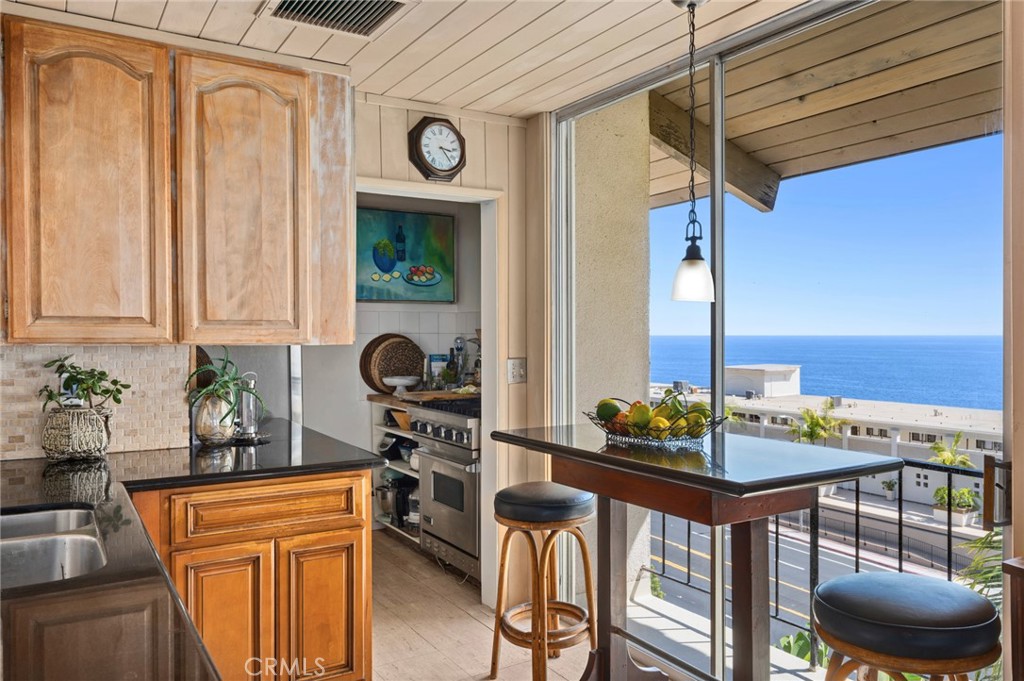31381 Monterey Street, Laguna Beach CA 92651 - Photo 15