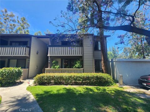 Photo of 20702 El Toro Road Rd #393, Lake Forest, CA 92630 (MLS # OC26088540)