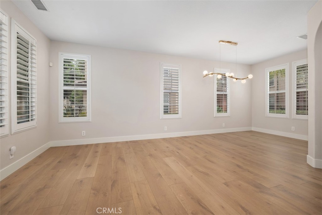 218 Tall Oak