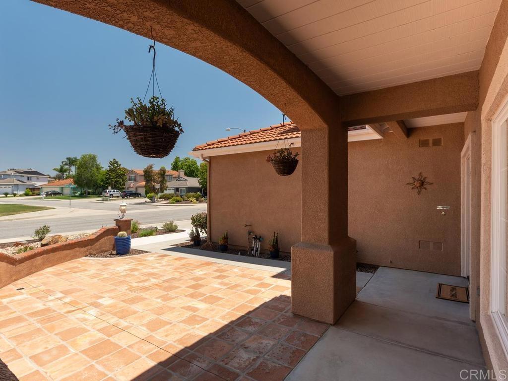 1661 MIssion Meadows Drive