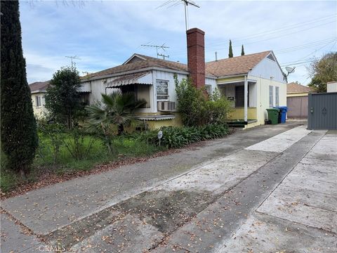 Photo of 4354 Huntley Avenue, Culver City, CA 90230 (MLS # PW26023531)