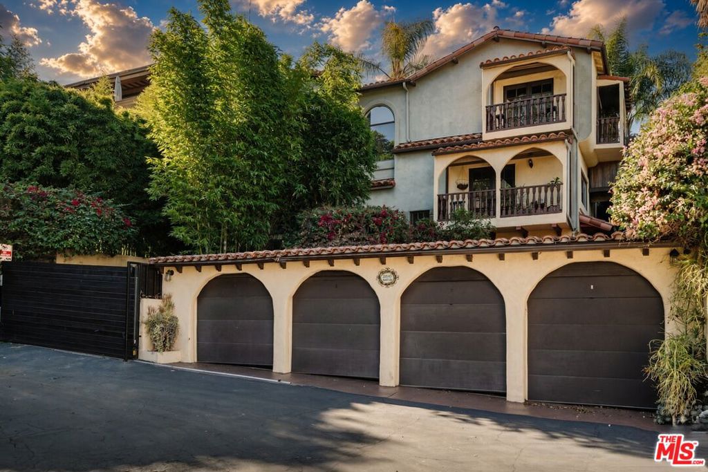3249 Bennett Drive