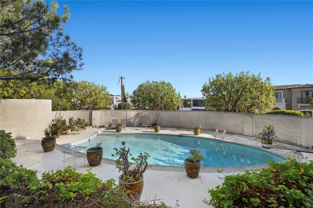 Kings Road (KGRD) - Residential