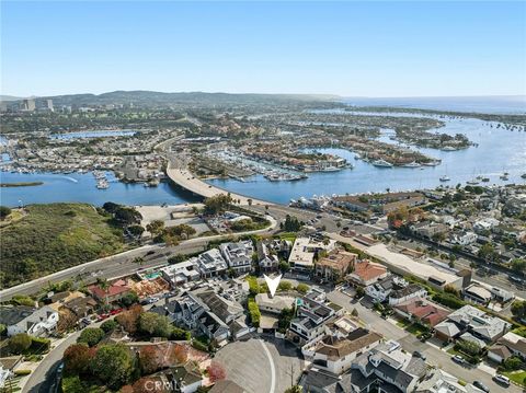 Photo of 101 Kings Place, Newport Beach, CA 92663 (MLS # NP25271243)