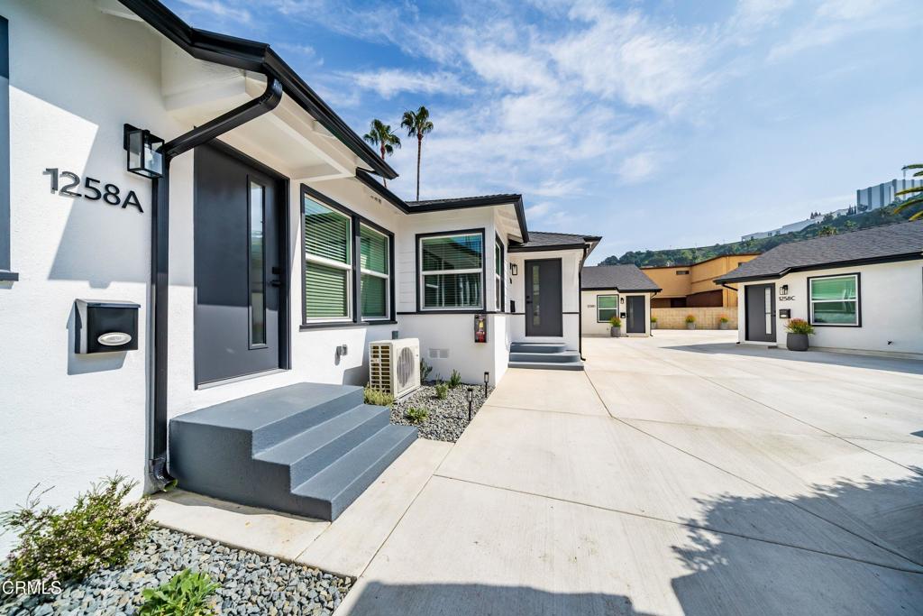 1258 Mariposa St Street