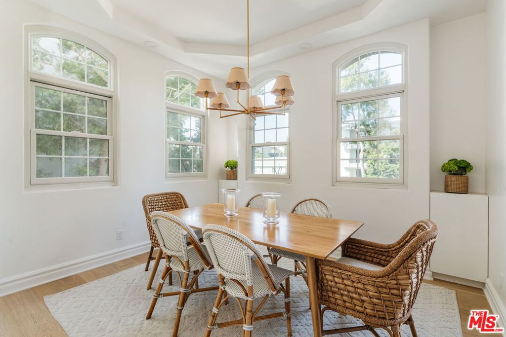 11680 Montana Avenue 203