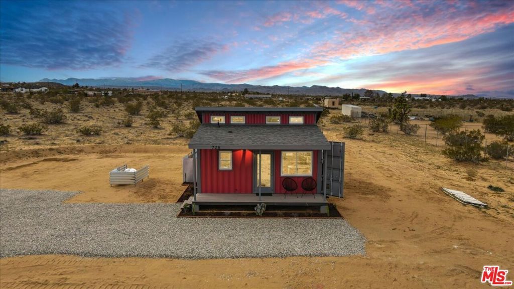 Photo of 726 Gerber Avenue, Landers, CA 92285 (MLS # 26752177)