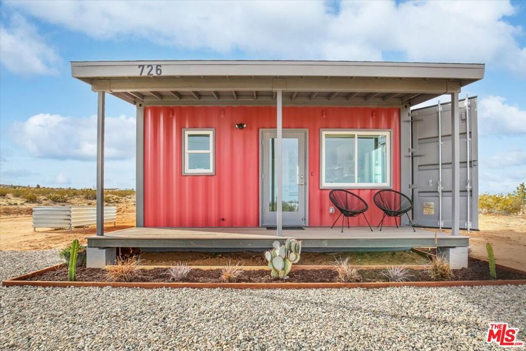 Photo of 726 Gerber Avenue, Landers, CA 92285 (MLS # 26752177)