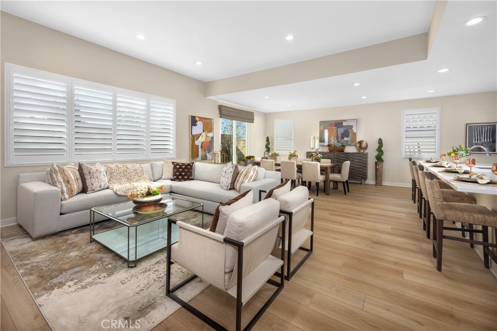 13885 Mesa View Drive