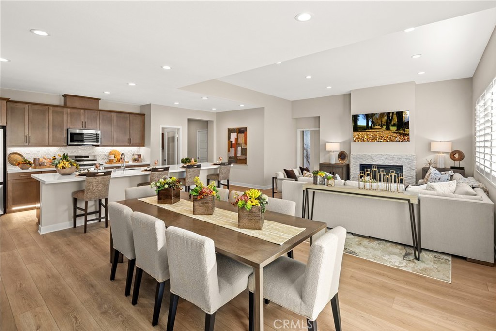13885 Mesa View Drive