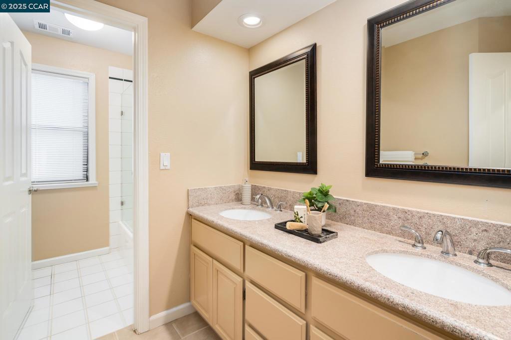 BLACKHAWK COUNTRY CLUB - Residential