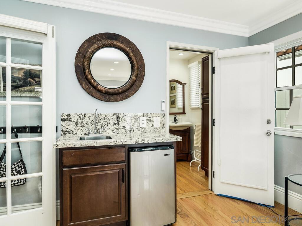 La Jolla - Residential Lease