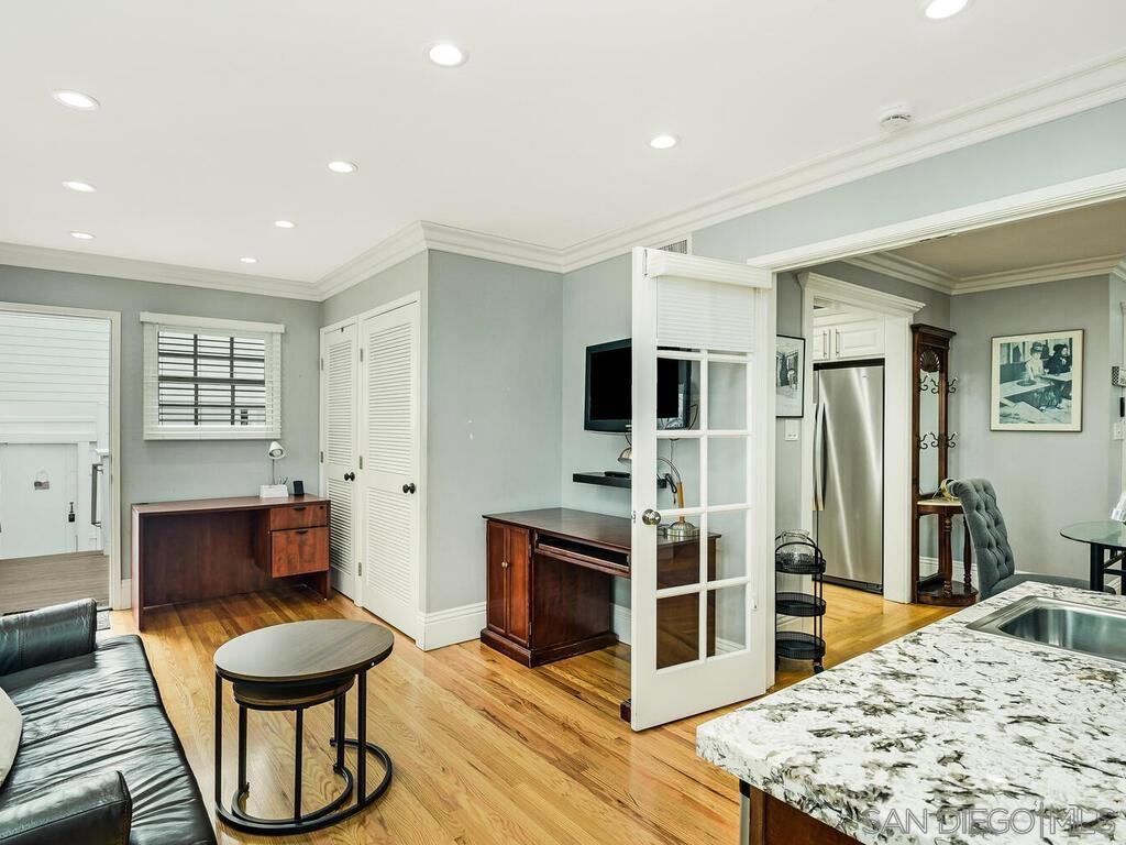 La Jolla - Residential Lease