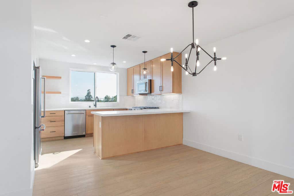 Photo of 11222 W Lyon Lane #10, North Hollywood, CA 91606 (MLS # 26837601)