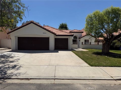 Photo of 40043 Tilbury Drive, Palmdale, CA 93551 (MLS # SR26096216)