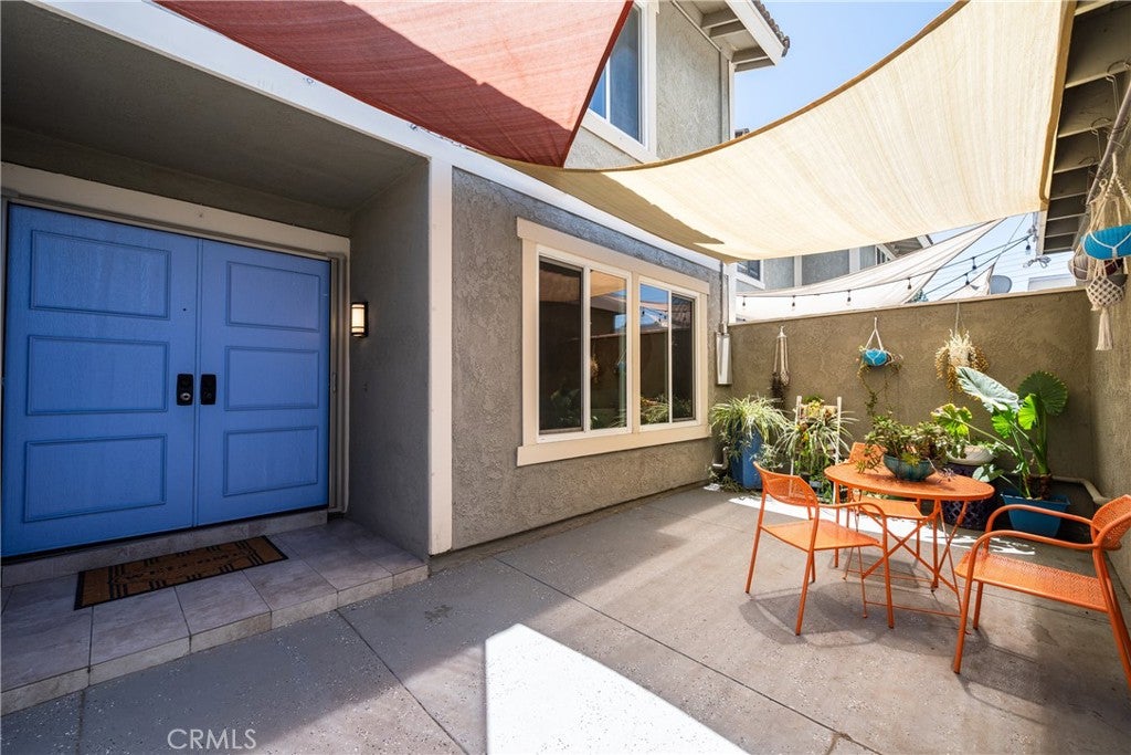 232 Aqueduct Dr
