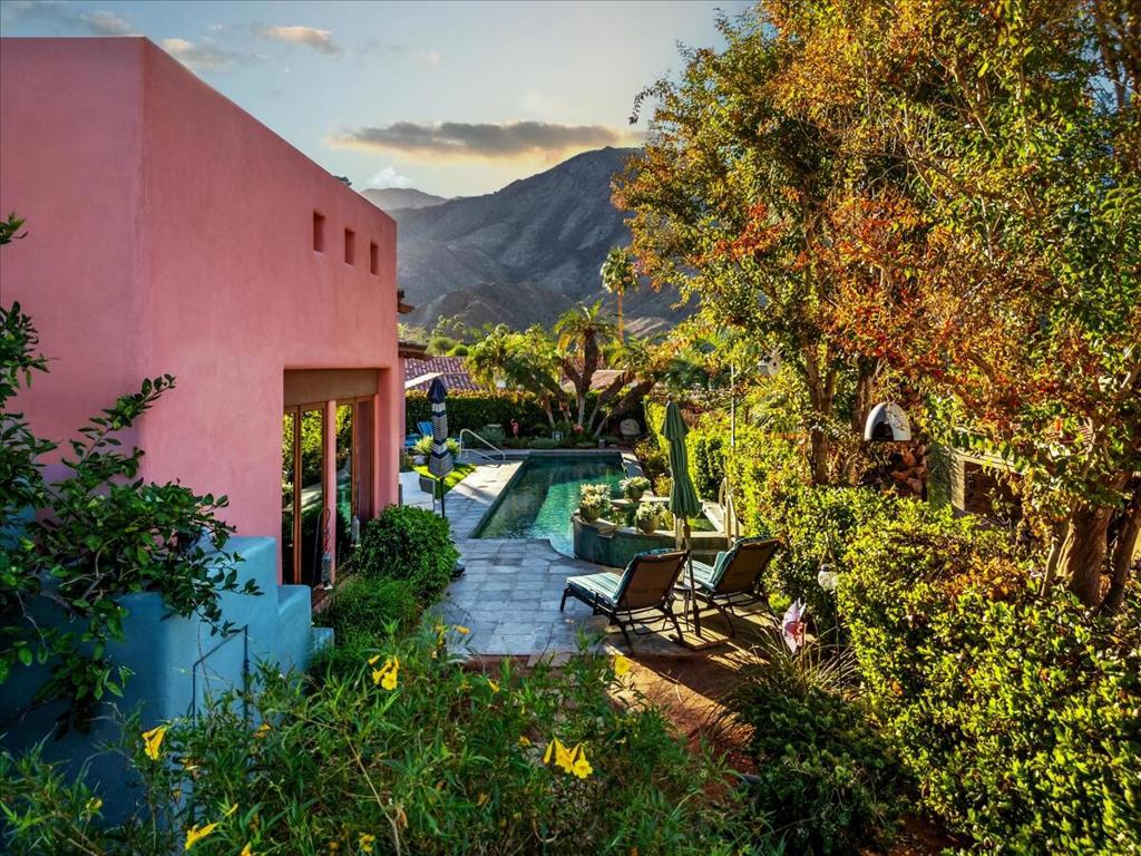 Vista Paseo - Residential