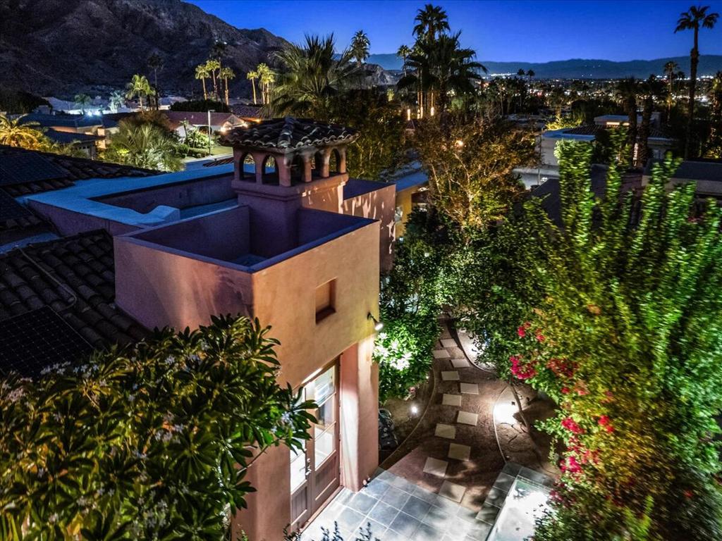 Vista Paseo - Residential
