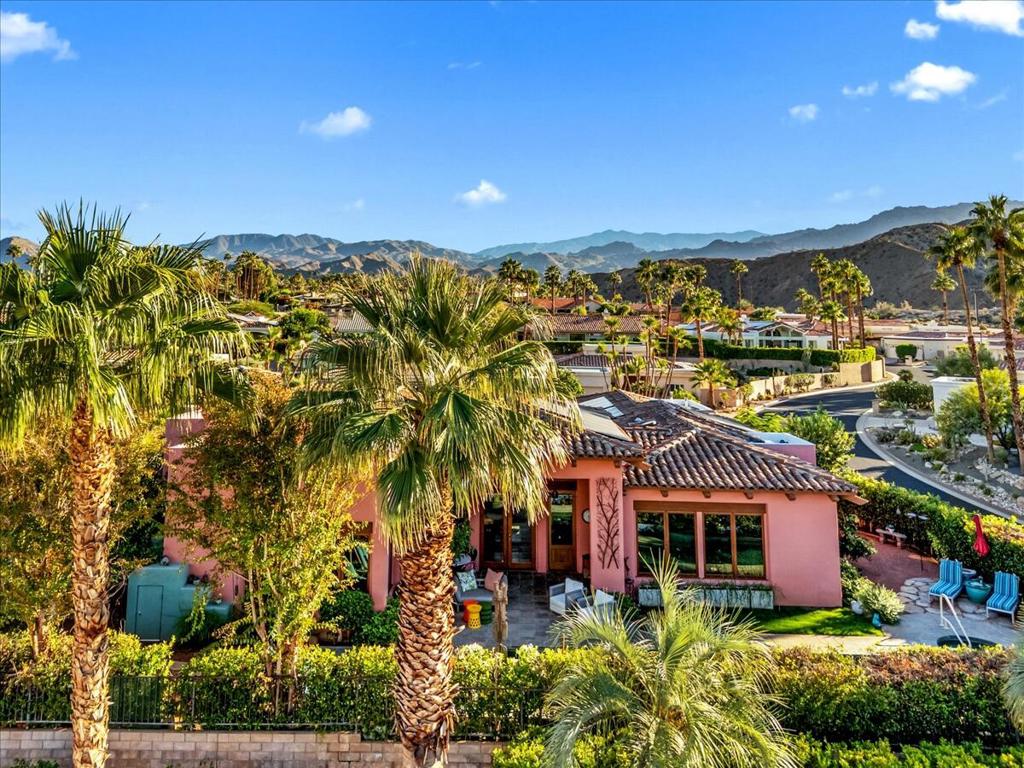 Vista Paseo - Residential