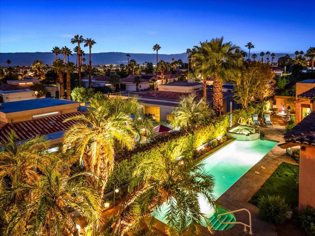 Vista Paseo - Residential